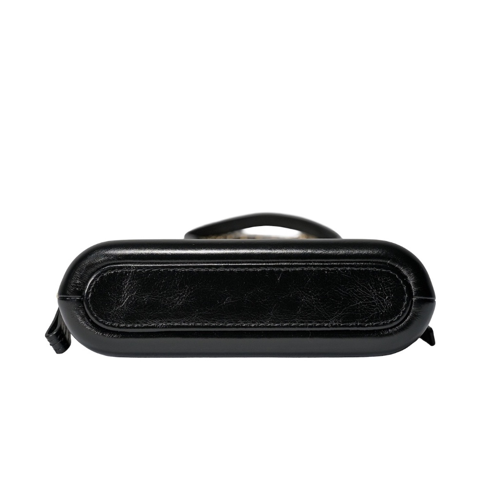 Chanel Gabrielle Double Zip Clutch with Chain Quilted Aged Calfskin - Picture 8 of 12